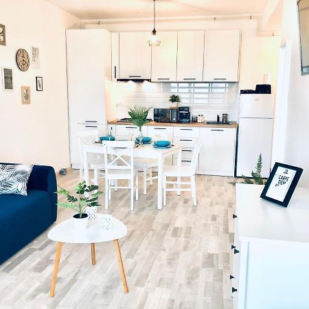 Sega Residence Alessia 22 นาโวดาริ ภายนอก รูปภาพ